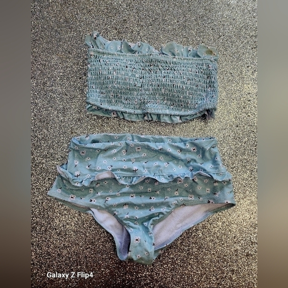 NWOT Light Blue Floral Smocked Ruffle Trim Bandeau Bikini Top - Picture 4 of 7